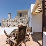Nisyros Views * Mandrákion