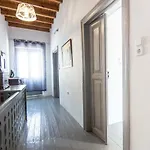 Nisyros Views * Mandrákion