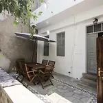 Nisyros Views Feriehus *