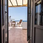Nisyros Views Feriehus