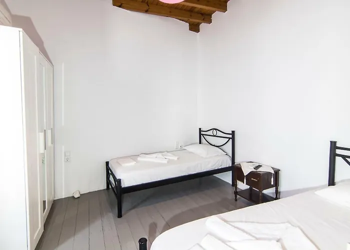 Nisyros Views Mandrákion