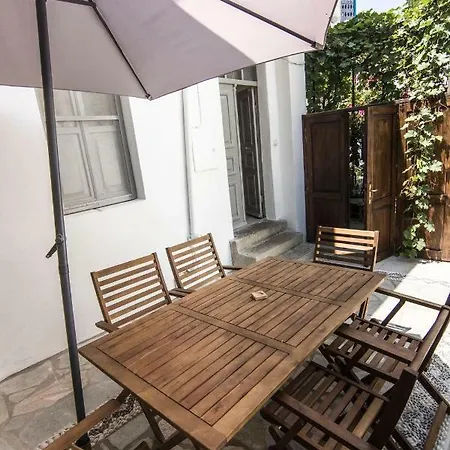 Nisyros Views Case de vacanță Mandrákion