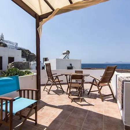 Nisyros Views Case de vacanță