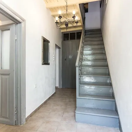 Nisyros Views * Mandrákion