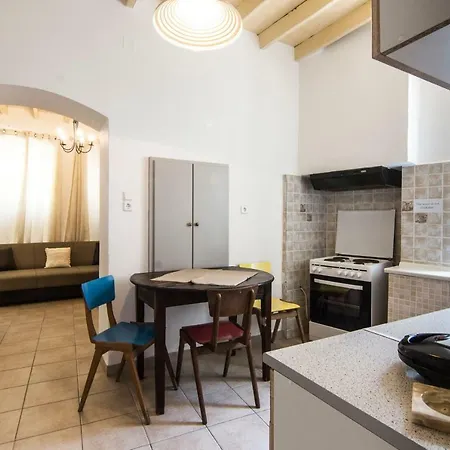 Nisyros Views Case de vacanță *