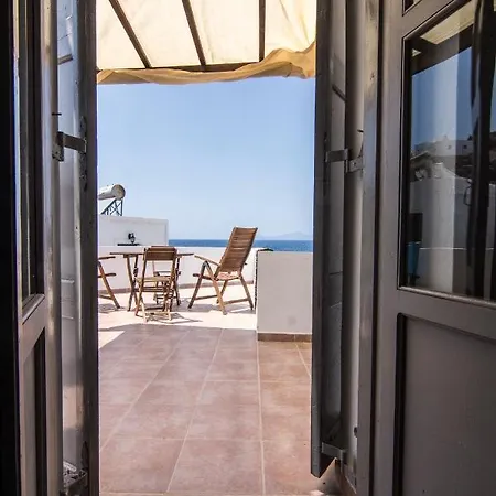 Nisyros Views Case de vacanță