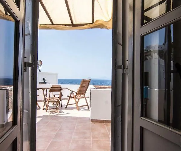 Ferienhaus Nisyros Views Mandrákion